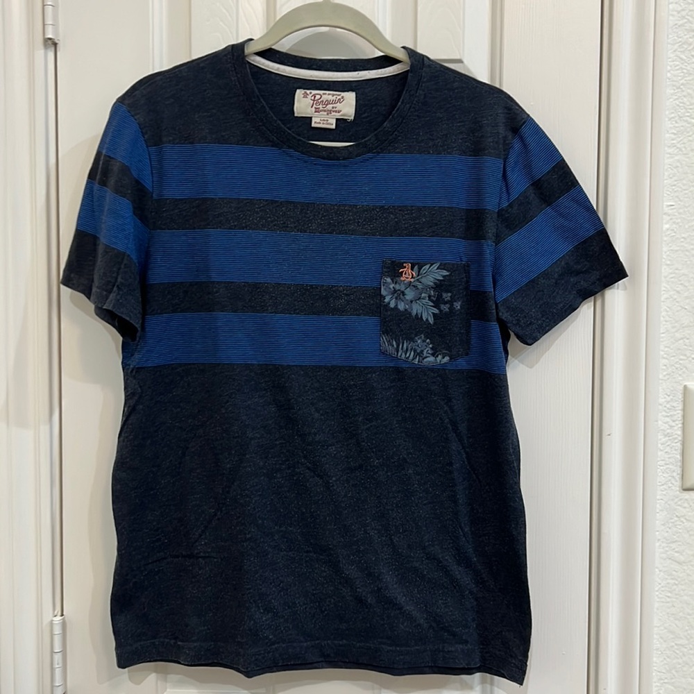 Original Penguin Men’s Short Sleeve Striped Tee with Front Pocket Size L
